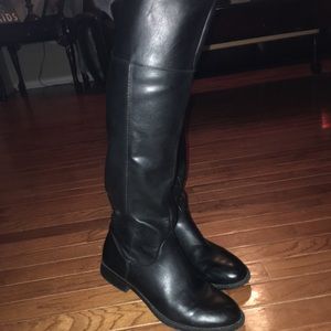 Women’s riding boots